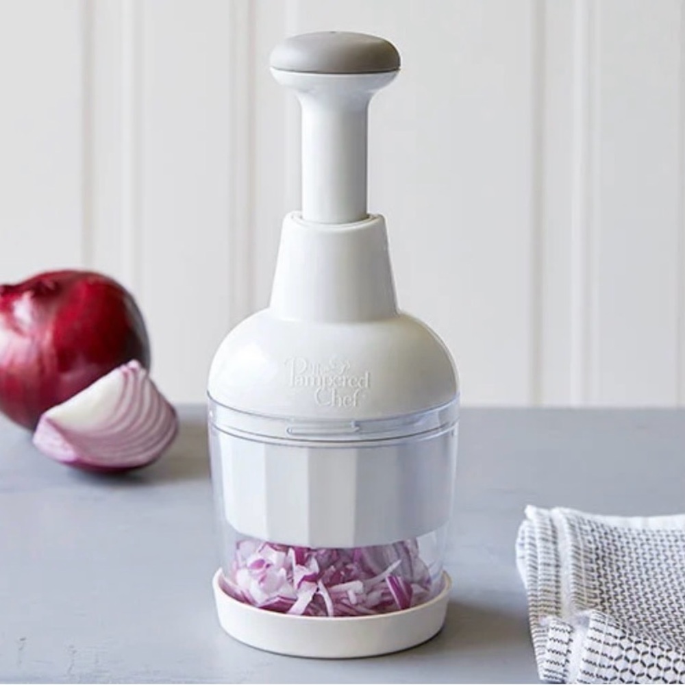 Pampered Chef Food Chopper